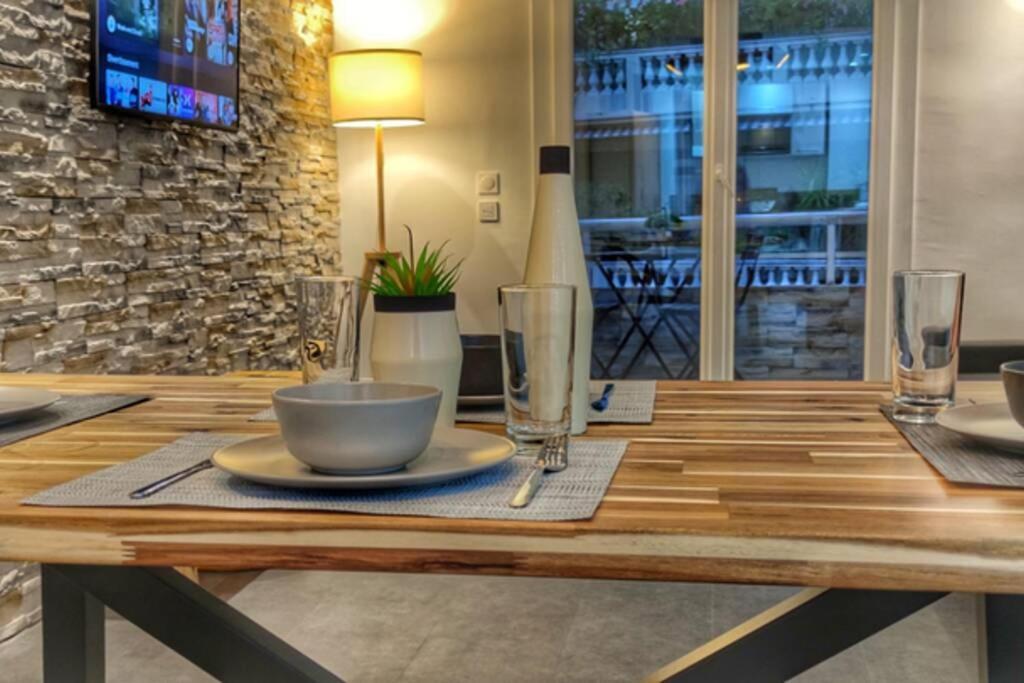 Cannes Holiday Suite A 2 Pas Du Festival Et Plages Exterior photo